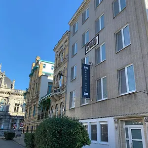 Beaux Arts 2*, Anversa Belgio